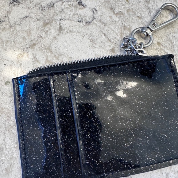 Sparkly Black Card Keychain - Picture 4 of 5
